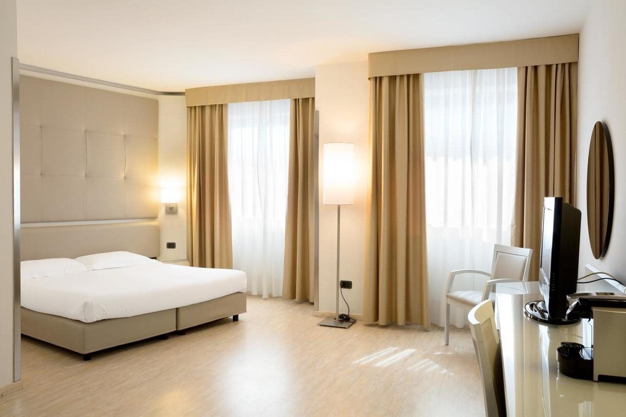Mediterraneo Palace Hotel Ragusa Exterior photo