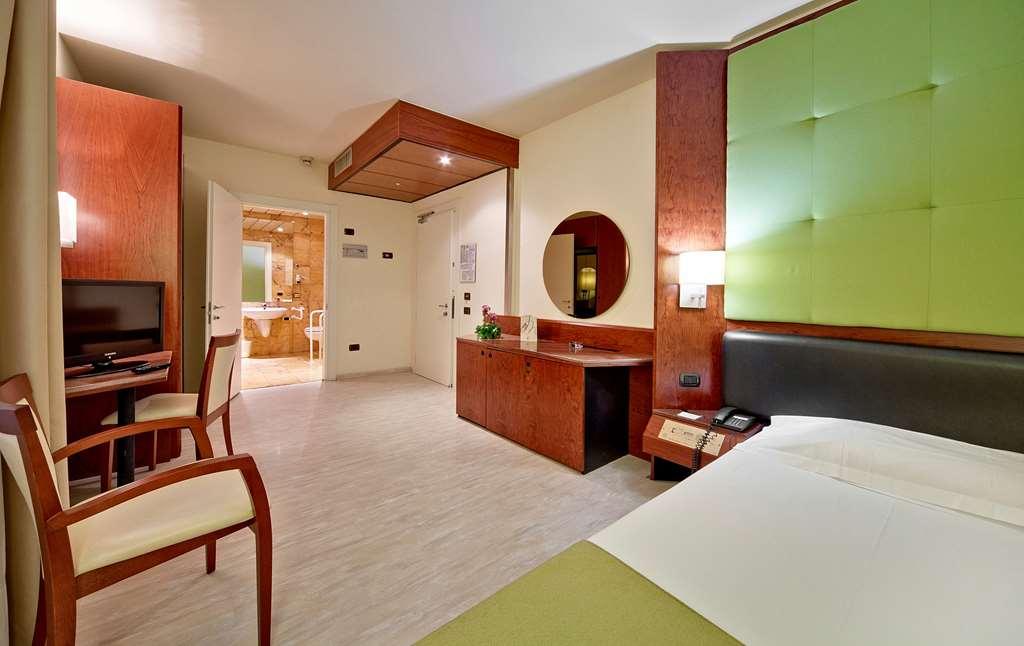 Mediterraneo Palace Hotel Ragusa Room photo