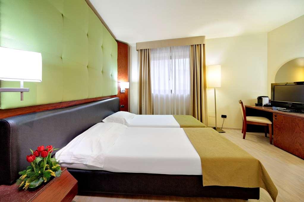 Mediterraneo Palace Hotel Ragusa Room photo